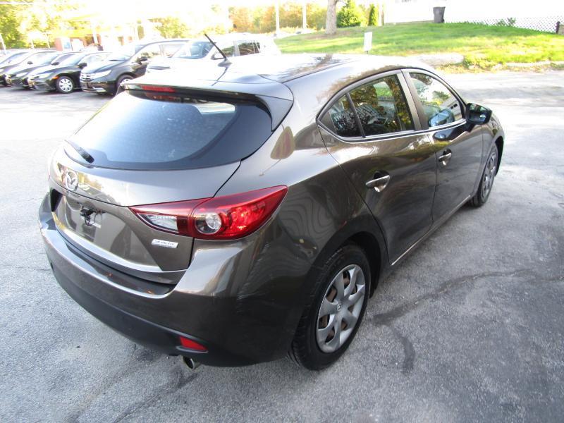 Mazda MAZDA3 i Sport AT 5-Door 2014
