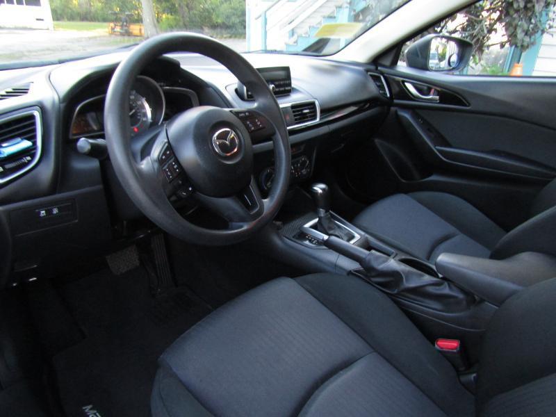 Mazda MAZDA3 i Sport AT 5-Door 2014