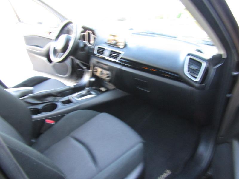 Mazda MAZDA3 i Sport AT 5-Door 2014