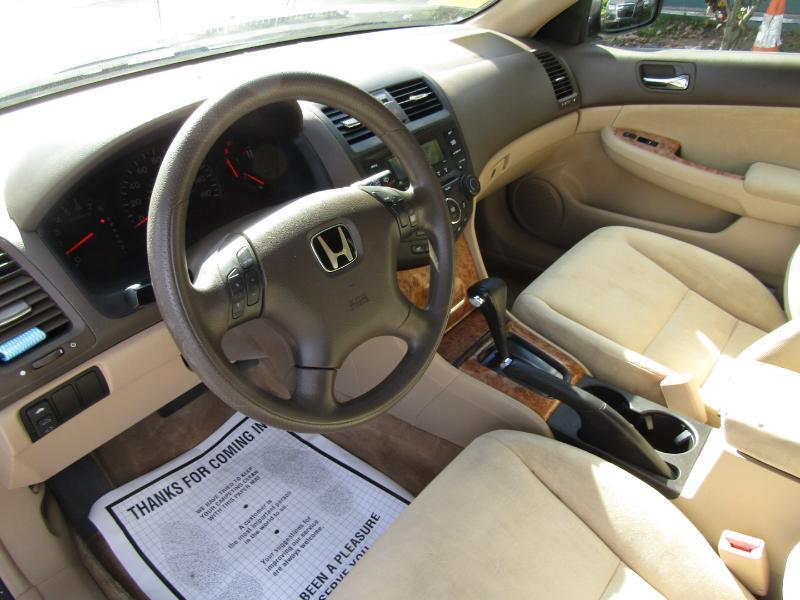 Honda Accord EX-L Sedan AT with XM Radio 2004