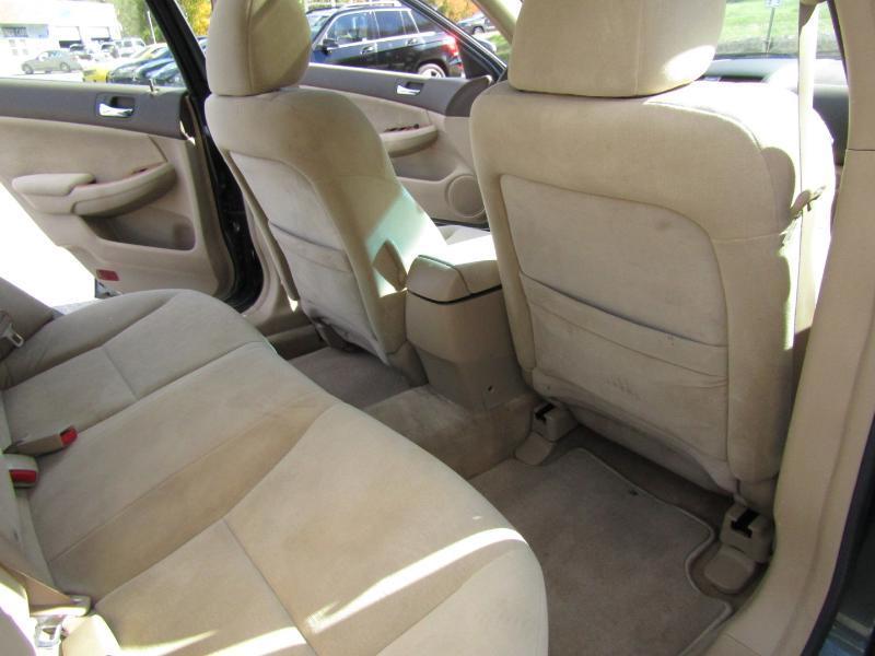 Honda Accord EX-L Sedan AT with XM Radio 2004