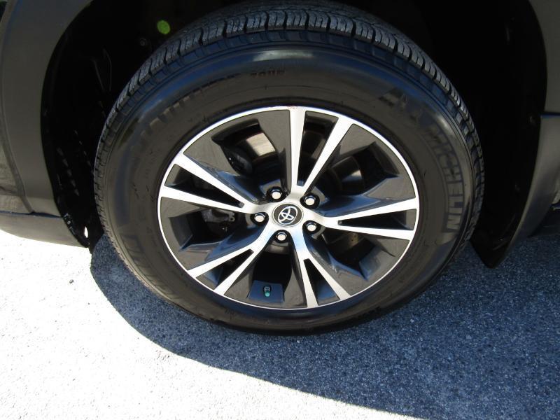 Toyota Highlander XLE AWD V6 2016