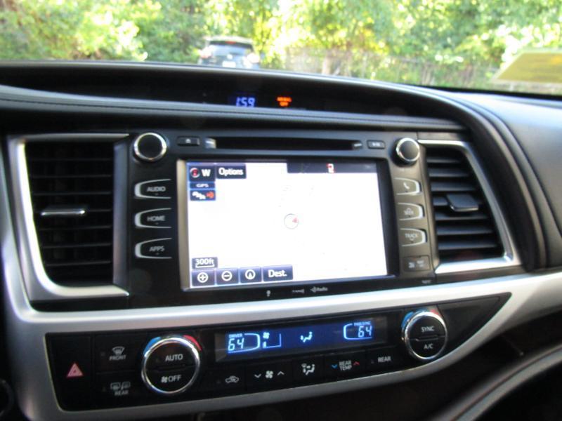 Toyota Highlander XLE AWD V6 2016