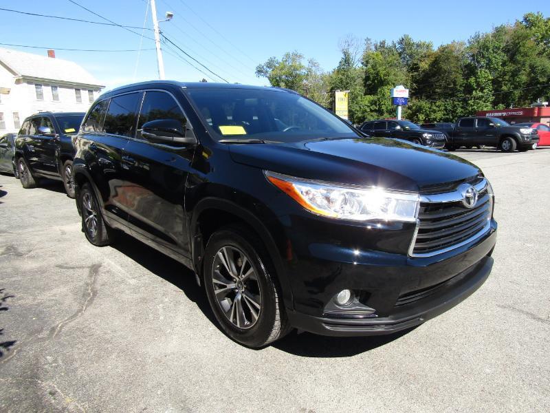 Toyota Highlander XLE AWD V6 2016