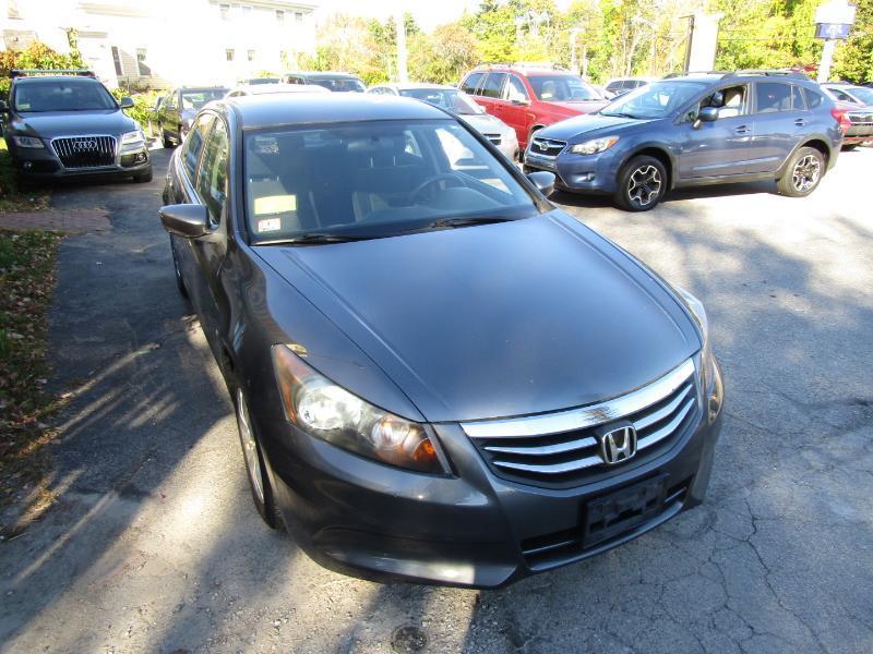 Honda Accord LX sedan AT 2011