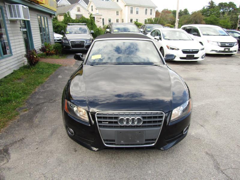 Audi A5 Cabriolet 2.0T quattro Tiptronic 2011