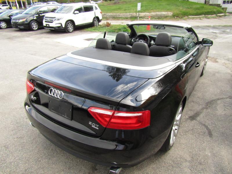 Audi A5 Cabriolet 2.0T quattro Tiptronic 2011