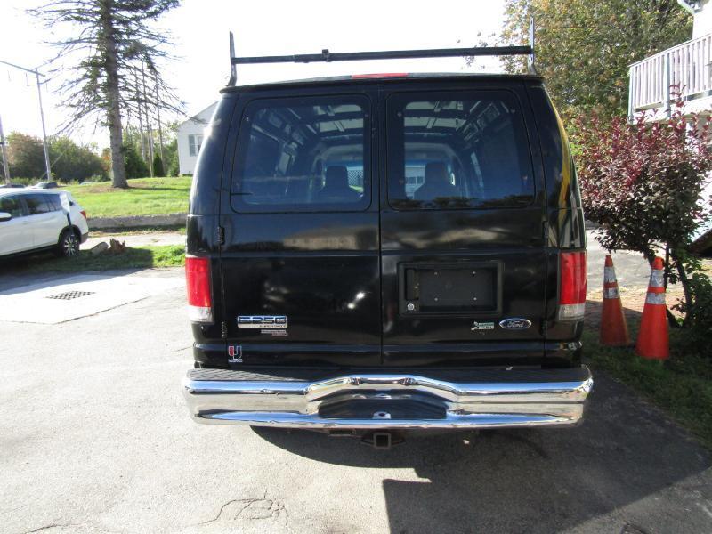 Ford Econoline E-250 2014