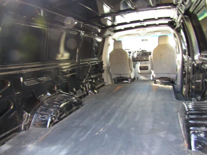 Ford Econoline E-250 2014