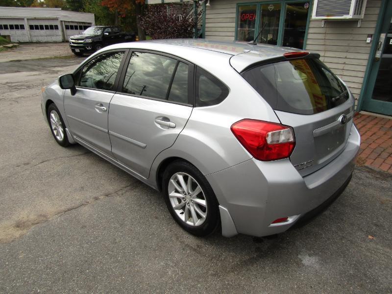 Subaru Impreza 2.0i Premium 5-Door w/All Weather Package 2013