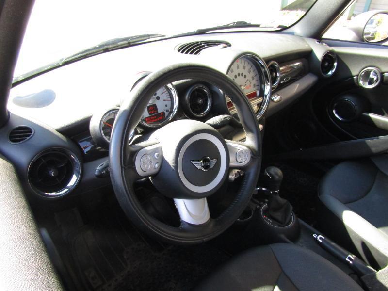 MINI Cooper Convertible 2010