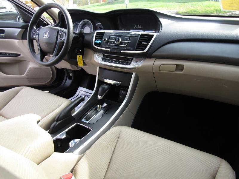 Honda Accord LX Sedan CVT 2014