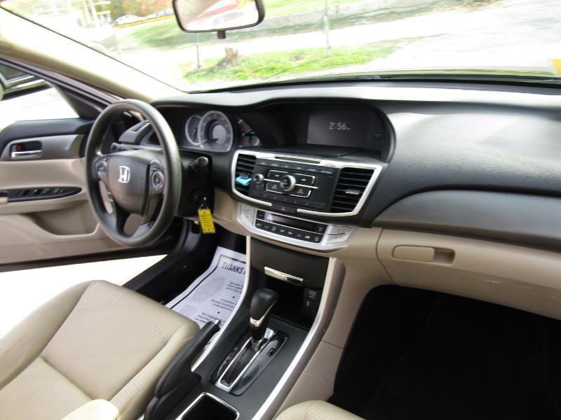 Honda Accord LX Sedan CVT 2014