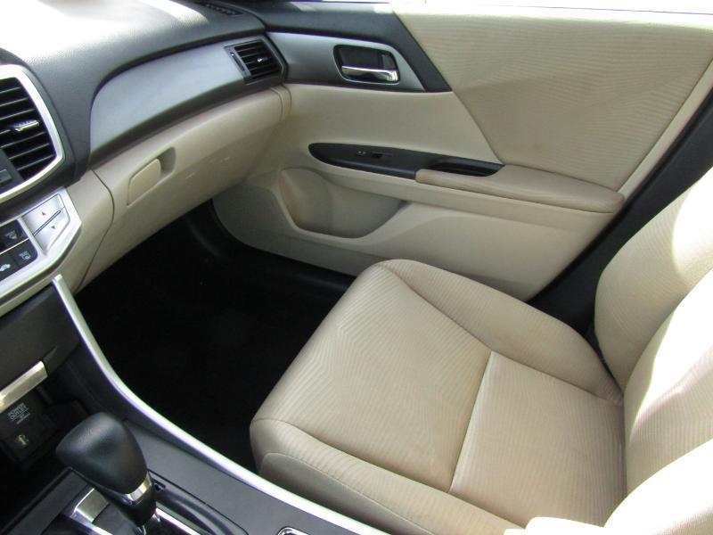 Honda Accord LX Sedan CVT 2014