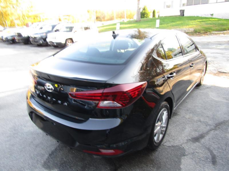 Hyundai Elantra GLS Auto 2020