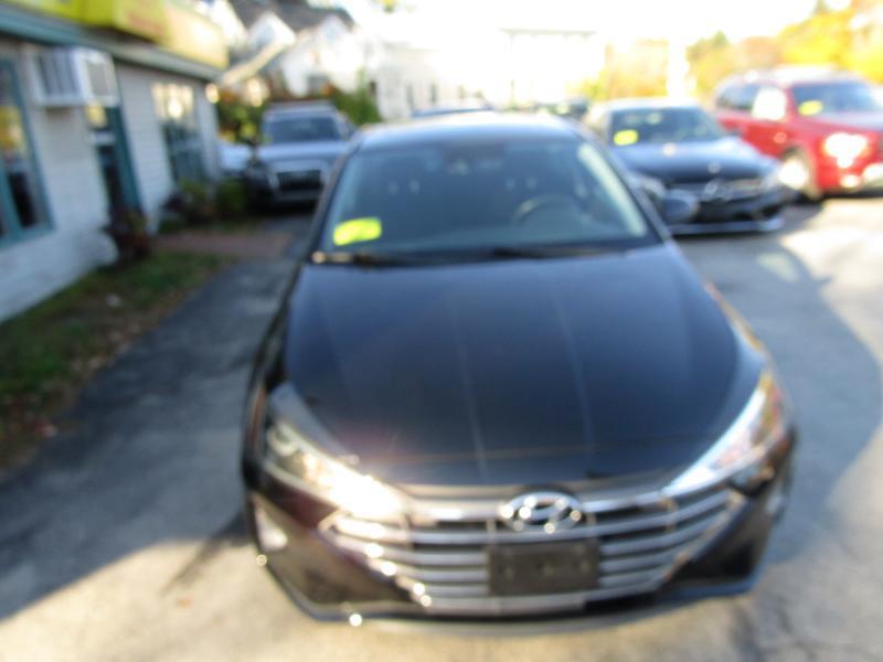 Hyundai Elantra GLS Auto 2020