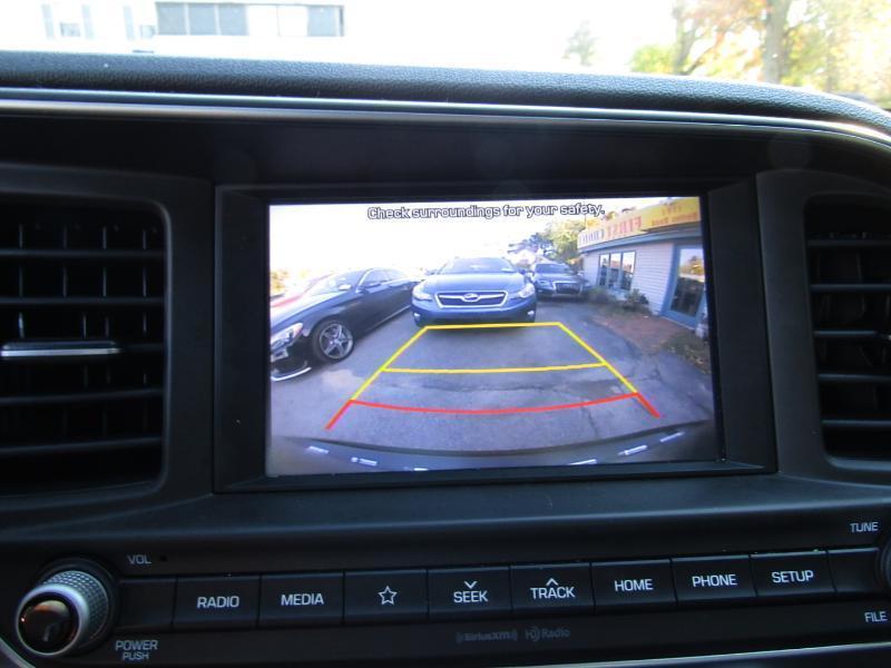 Hyundai Elantra GLS Auto 2020