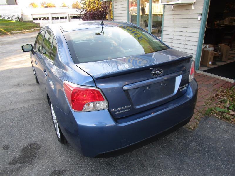 Subaru Impreza 2.0i Premium PZEV 4-Door 2015