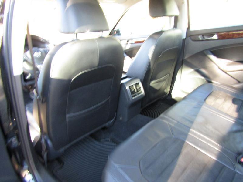 Volkswagen Passat 2.0L TDI SEL Premium 2013