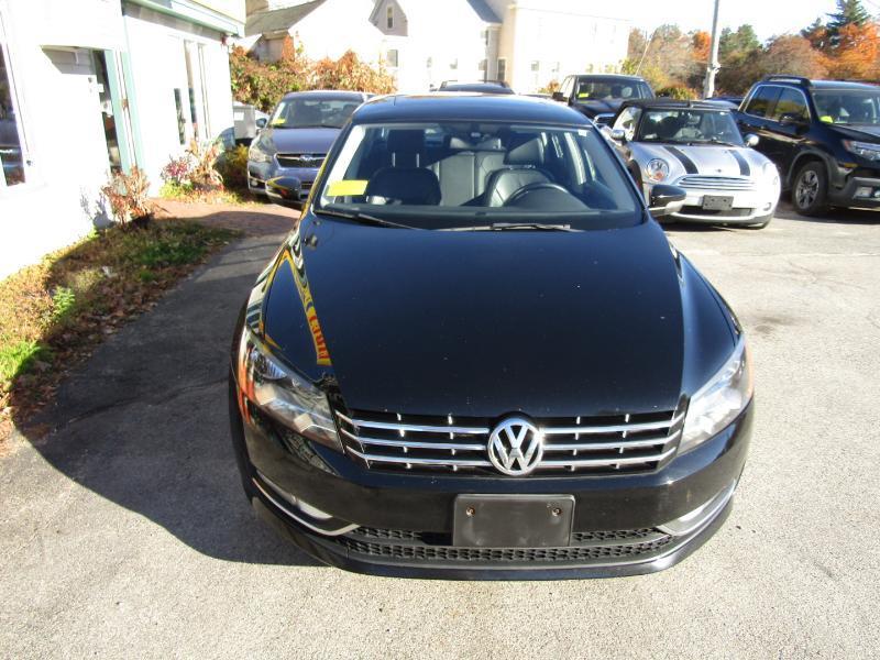 Volkswagen Passat 2.0L TDI SEL Premium 2013