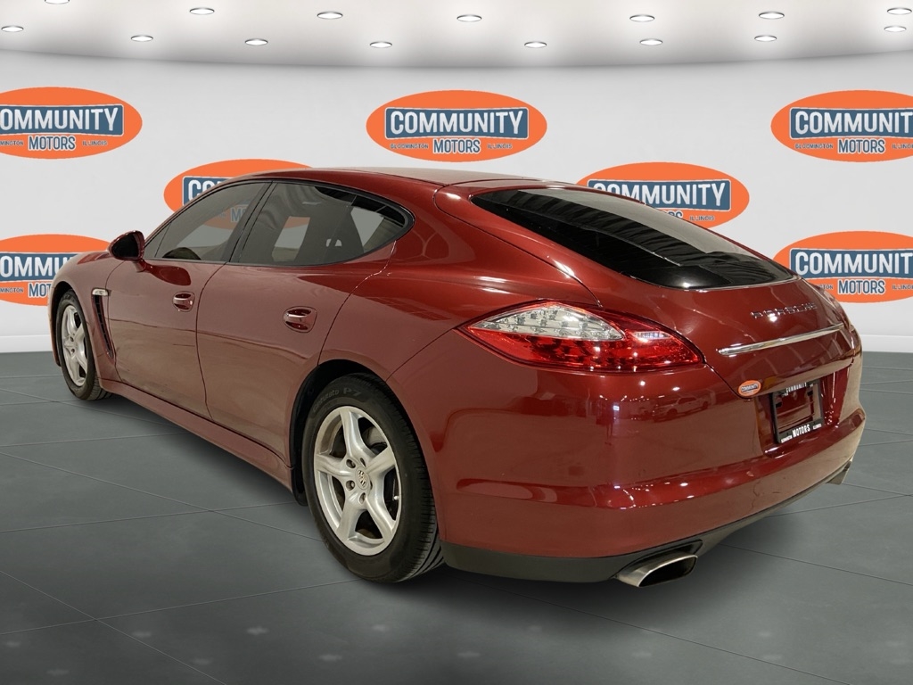Porsche Panamera  2011 Porsche Panamera  2011