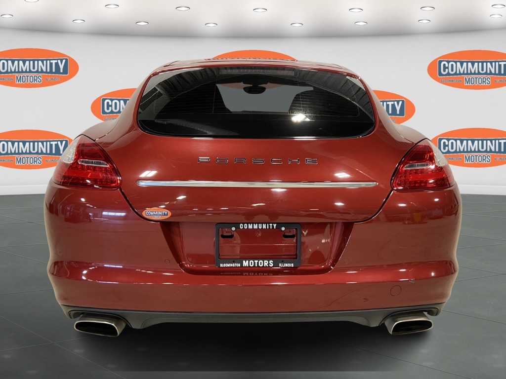 Porsche Panamera  2011 Porsche Panamera  2011
