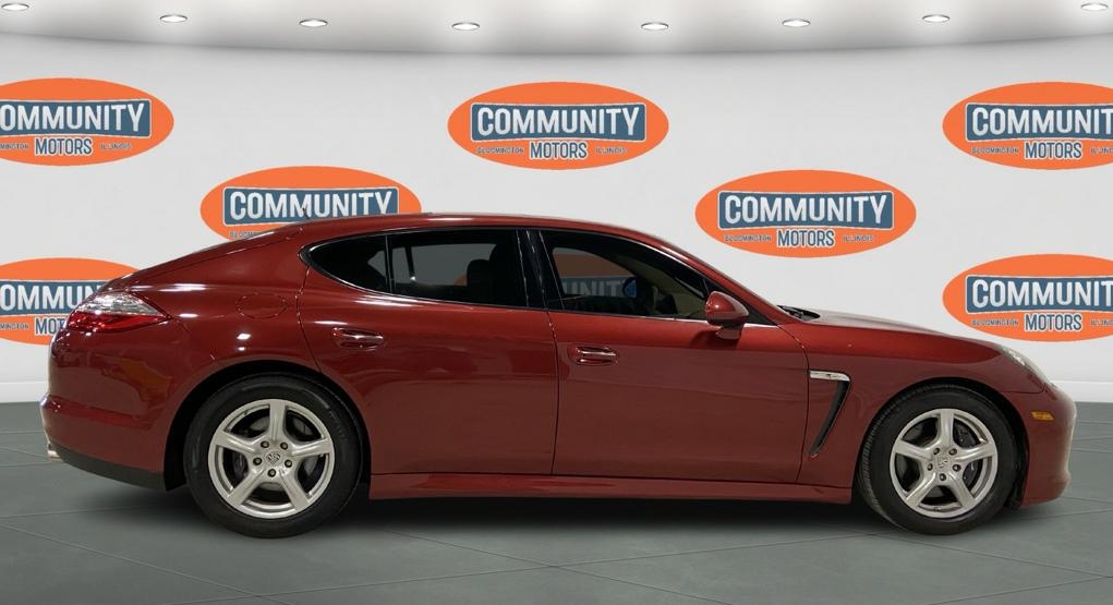 Porsche Panamera  2011 Porsche Panamera  2011