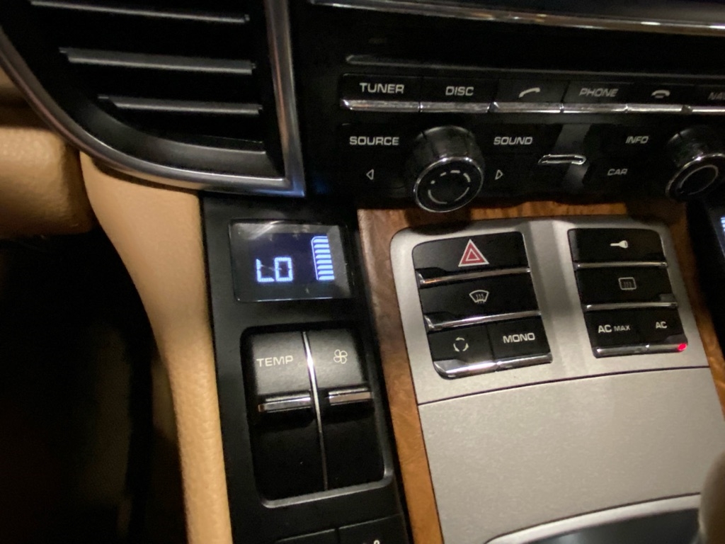 Porsche Panamera  2011 Porsche Panamera  2011