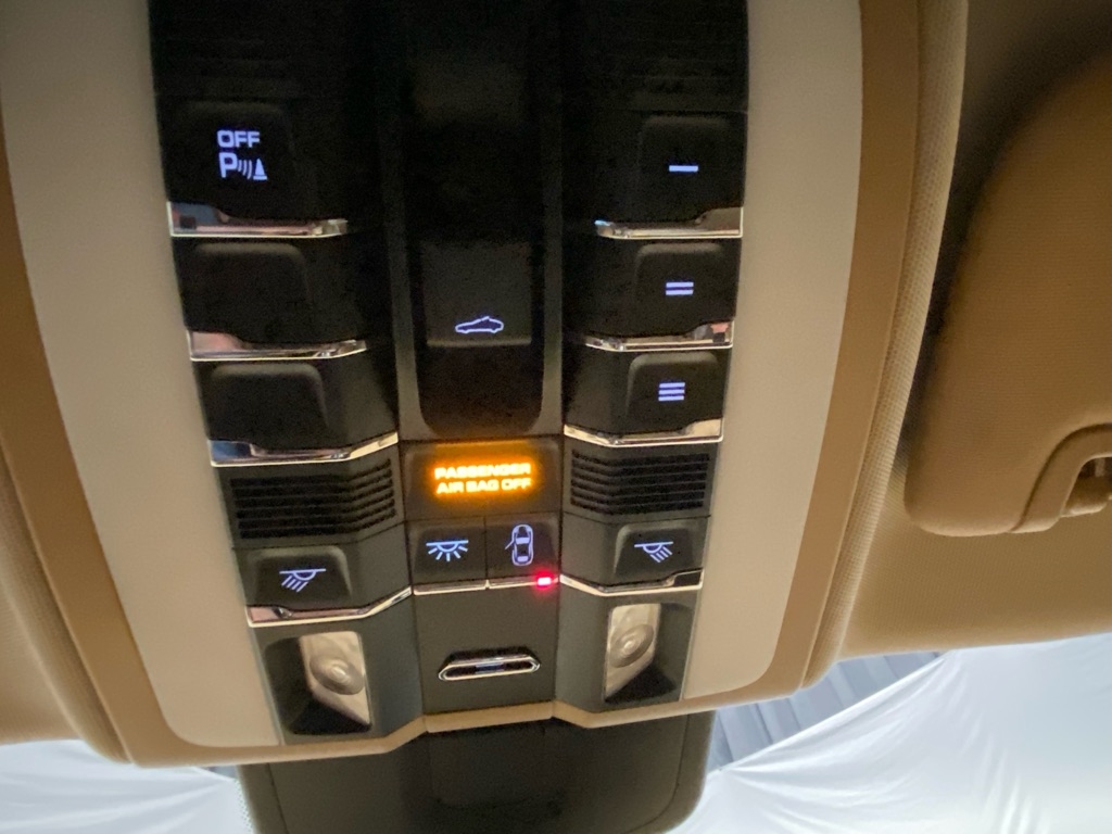 Porsche Panamera  2011 Porsche Panamera  2011