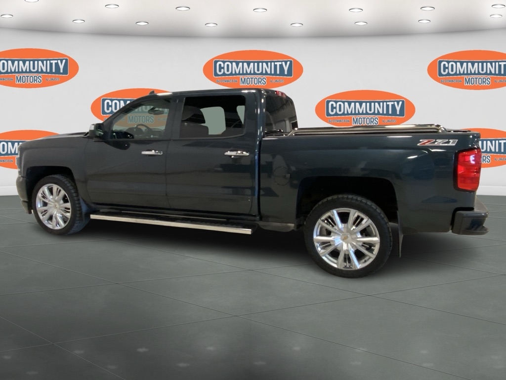 2017 Chevrolet Silverado 1500 LT photo 4