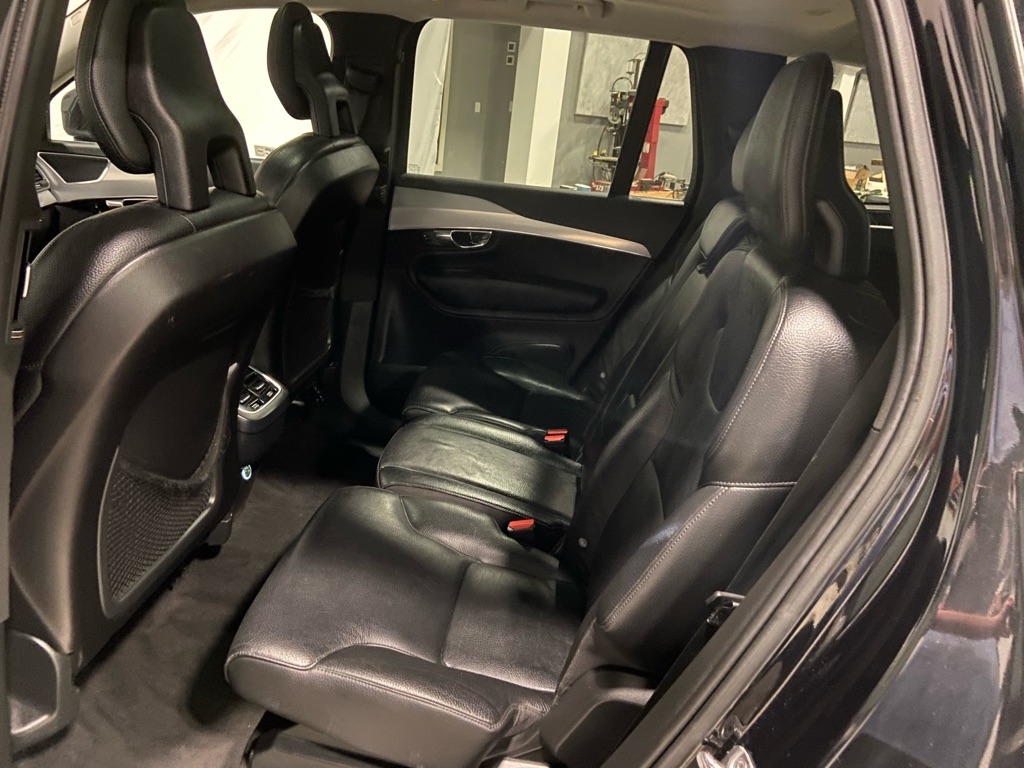 Volvo XC90  2017 Volvo XC90  2017