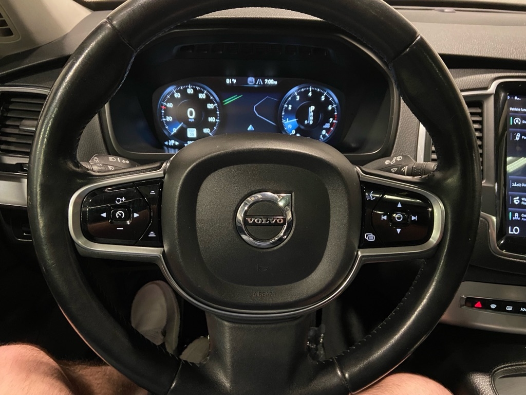 Volvo XC90  2017 Volvo XC90  2017