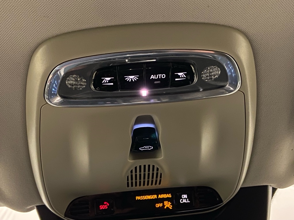 Volvo XC90  2017 Volvo XC90  2017