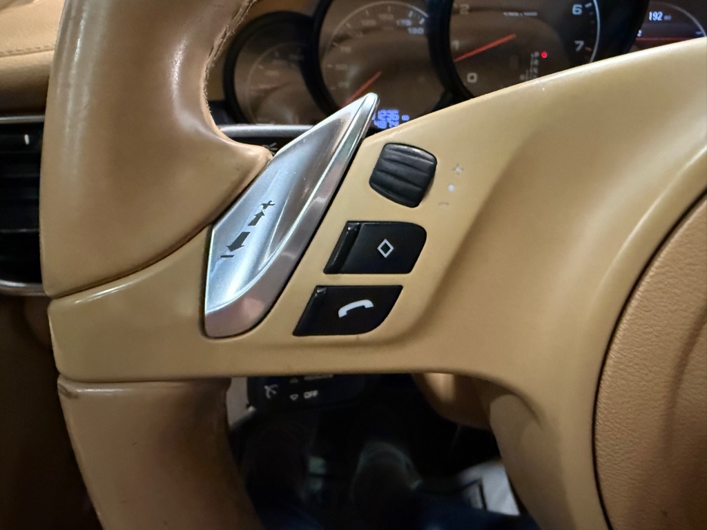 Porsche Panamera  2014 Porsche Panamera  2014