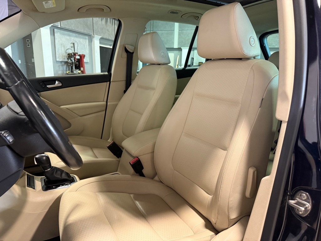 Volkswagen Tiguan  2012 Volkswagen Tiguan  2012