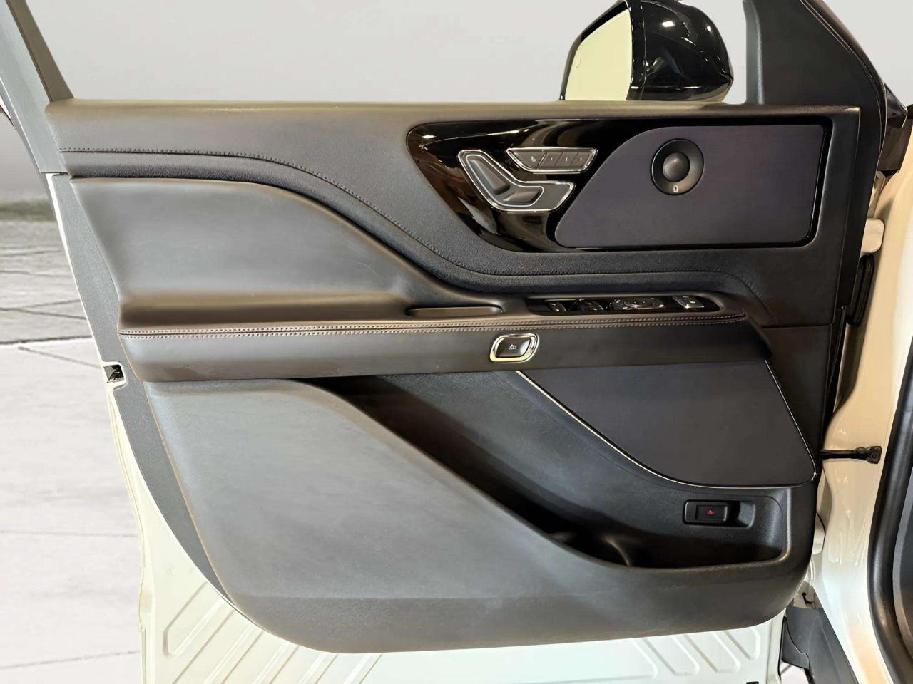 Lincoln Aviator  2023