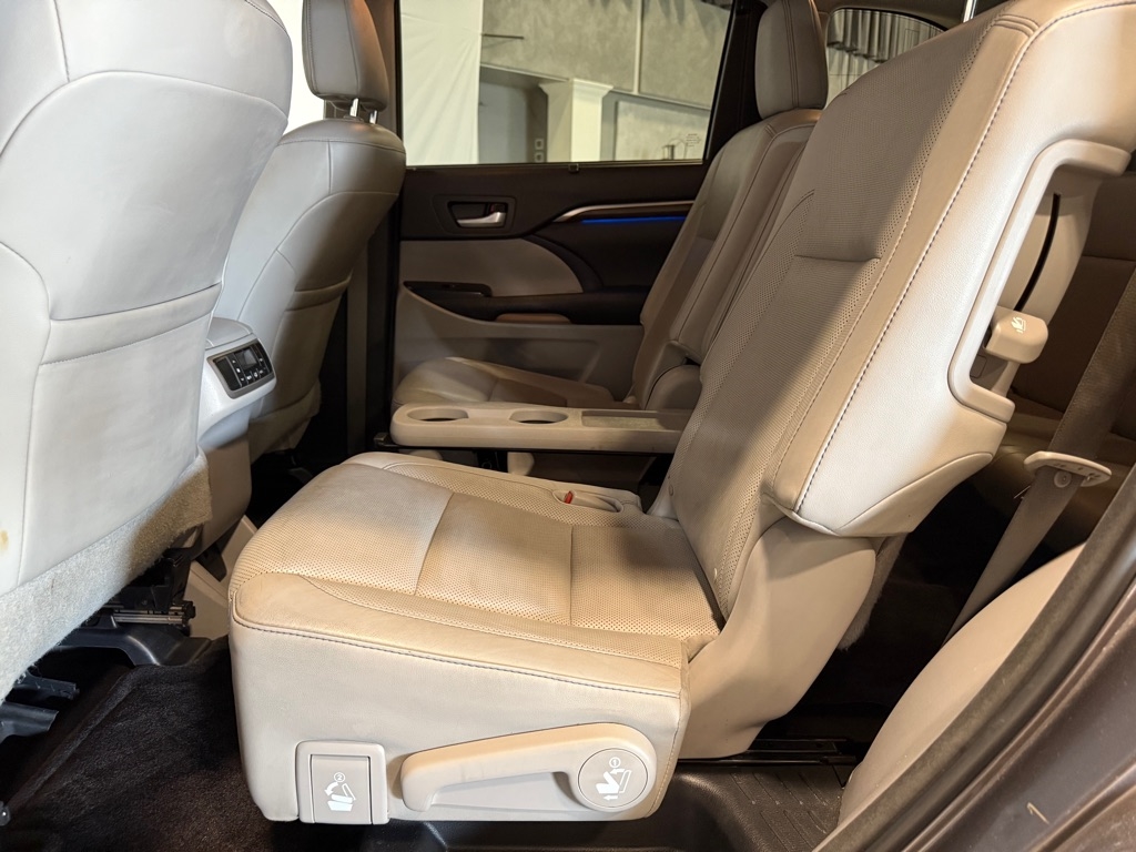 Toyota Highlander  2016 Toyota Highlander  2016