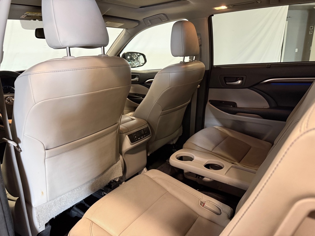 Toyota Highlander  2016 Toyota Highlander  2016