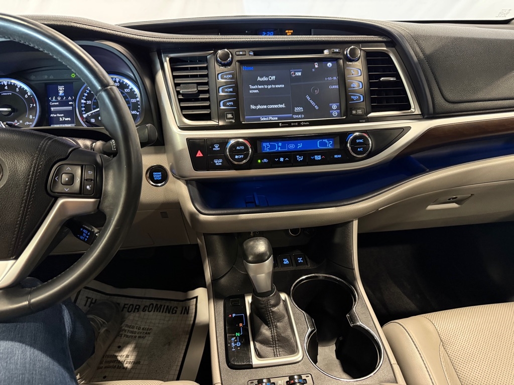 Toyota Highlander  2016 Toyota Highlander  2016