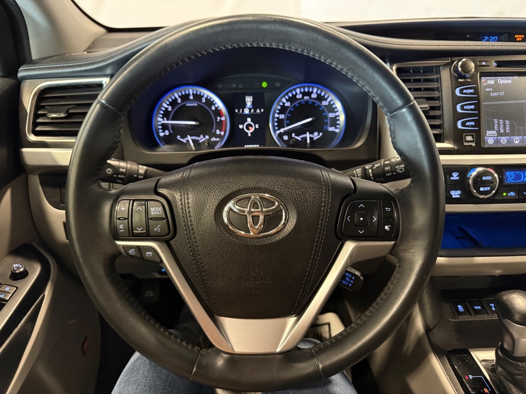 Toyota Highlander  2016 Toyota Highlander  2016