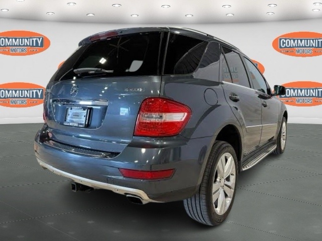 Mercedes-Benz M-Class  2011 Mercedes-Benz M-Class  2011
