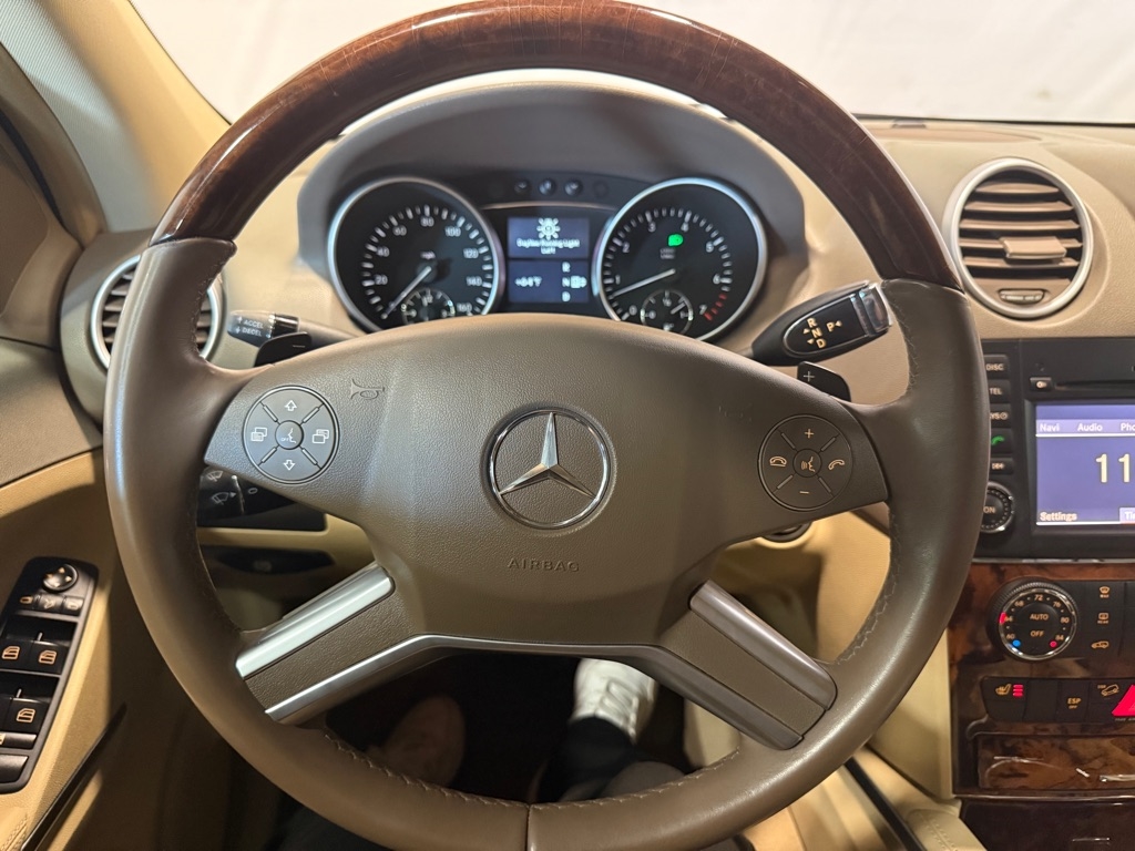 Mercedes-Benz M-Class  2011 Mercedes-Benz M-Class  2011