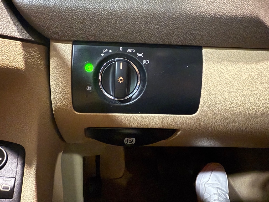 Mercedes-Benz M-Class  2011 Mercedes-Benz M-Class  2011