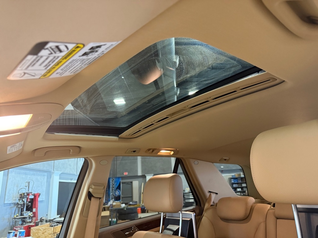 Mercedes-Benz M-Class  2011 Mercedes-Benz M-Class  2011