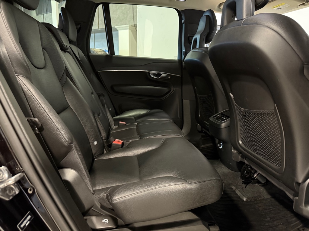 Volvo XC90  2020 Volvo XC90  2020