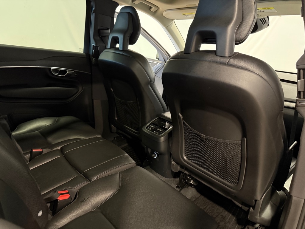 Volvo XC90  2020 Volvo XC90  2020