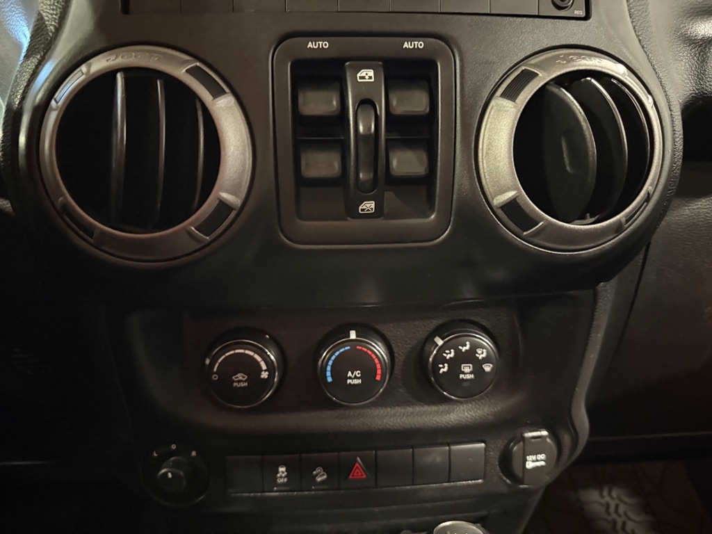 Jeep Wrangler  2013 Jeep Wrangler  2013