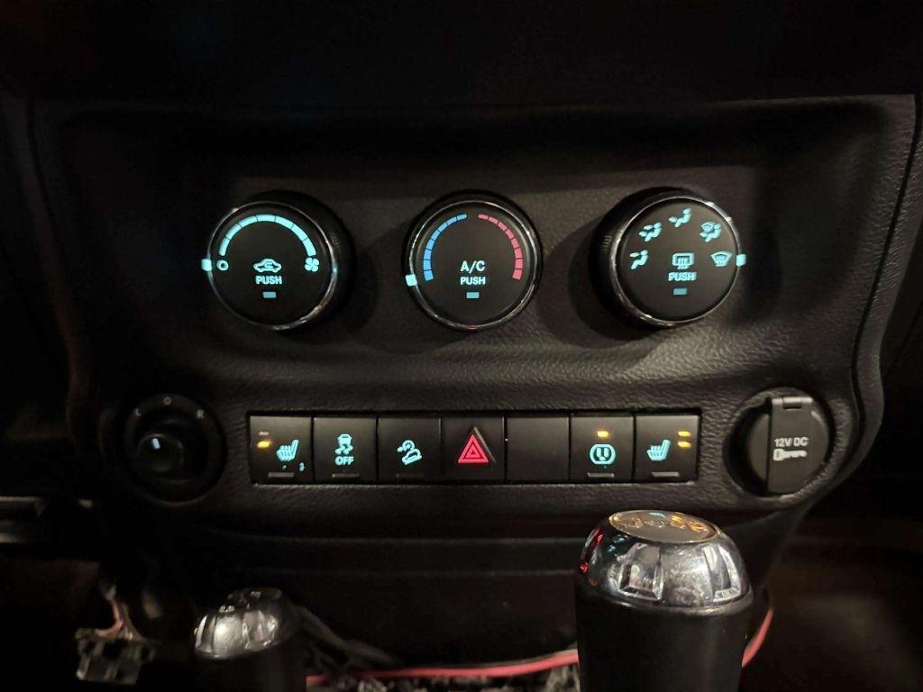 Jeep Wrangler Unlimited 4WD 4dr Rubicon Hard Rock *Ltd Avail* 2016