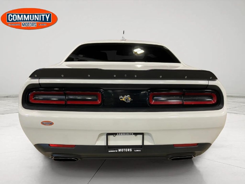 Dodge Challenger  2015