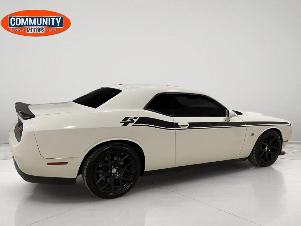 Dodge Challenger  2015